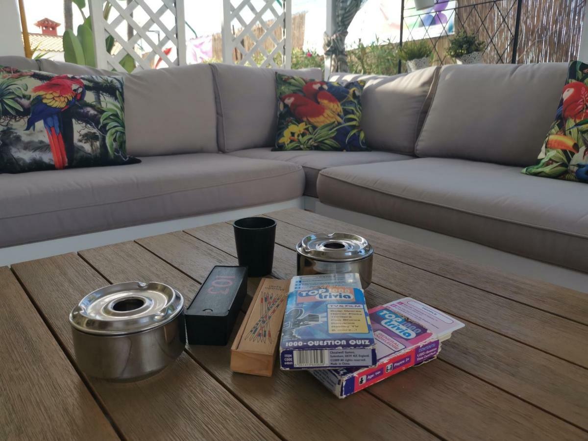 彩虹高尔夫别墅度假酒店，仅限男同性恋者 马斯帕洛马斯 外观 照片